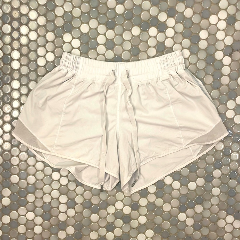 Lululemon Hotty Hot Short - Size 8